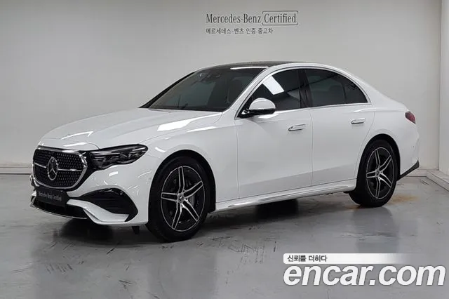 Mercedes-Benz E-Class 2026 — photo 1