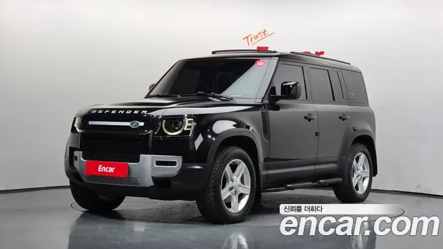 Land Rover Defender 2022 — photo 1