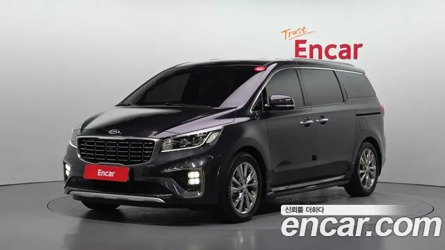 Kia Canival 2019 — photo 1