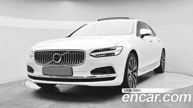 Volvo S90 2023 — photo 1