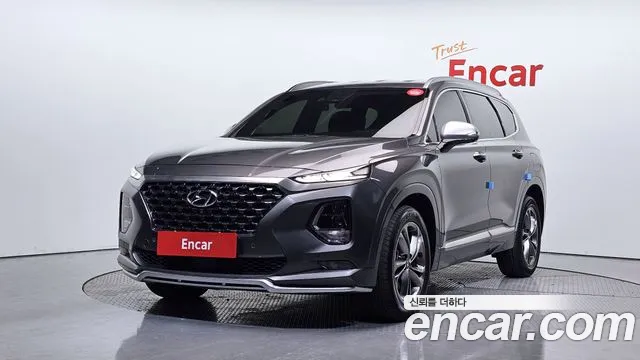 Hyundai Santafe 2019 — photo 1