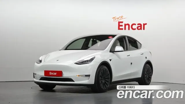 Tesla Model Y 2021 — photo 1