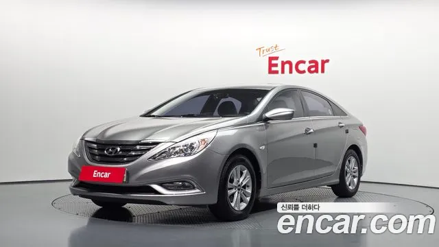 Hyundai Sonata 2010 — photo 1