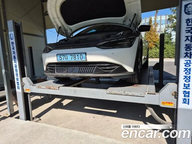 Kia EV6 2022 — photo 1