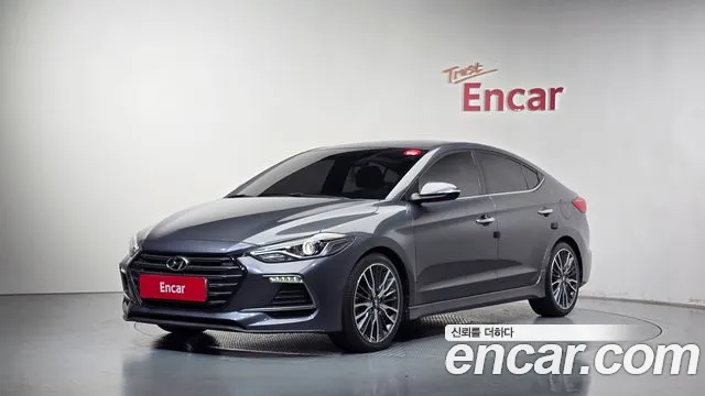 Hyundai AVANTE 2018 — photo 1