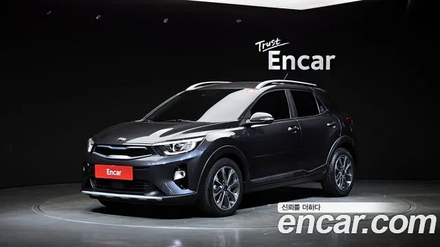 Kia Stonic 2018 — photo 1