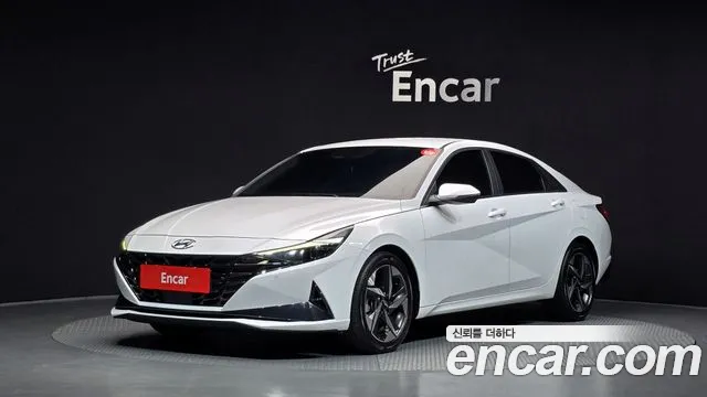 Hyundai AVANTE 2023 — photo 1