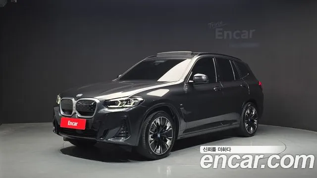 BMW iX3 2022 — photo 1