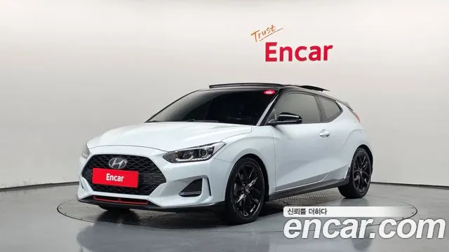 Hyundai Veloster 2019 — photo 1