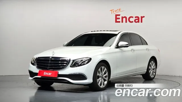 Mercedes-Benz E-Class 2020 — photo 1