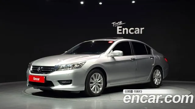Honda Accord 2014 — photo 1