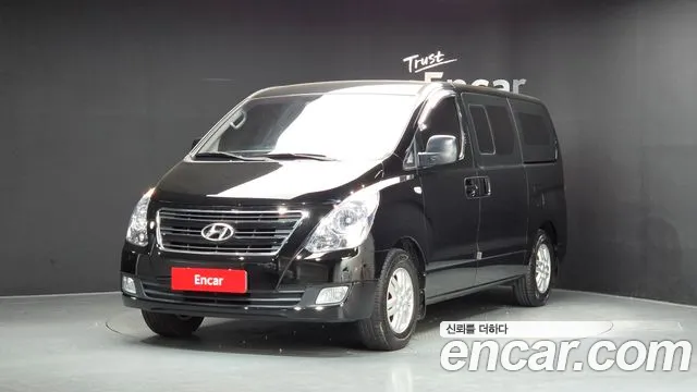 Hyundai Starex 2016 — photo 1