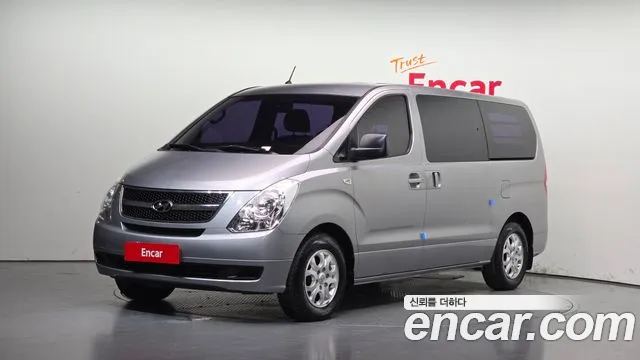 Hyundai Starex 2015 — photo 1