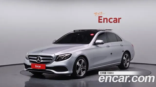 Mercedes-Benz E-Class 2017 — photo 1