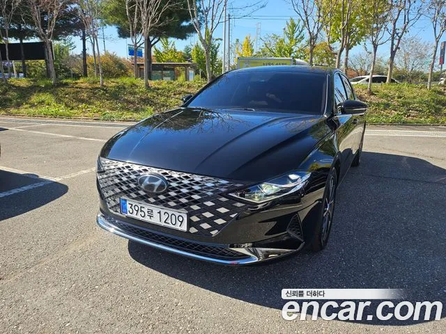 Hyundai Grandeur 2023 — photo 1
