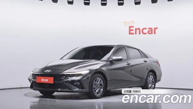 Hyundai AVANTE 2025 — photo 1