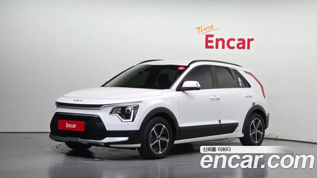 Kia Niro 2024 — photo 1