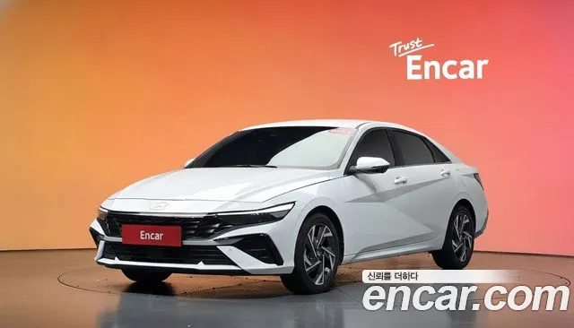 Hyundai AVANTE 2026 — photo 1