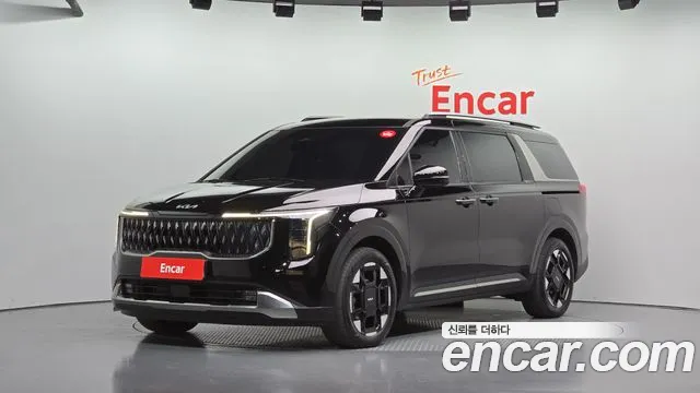 Kia Canival 2025 — photo 1