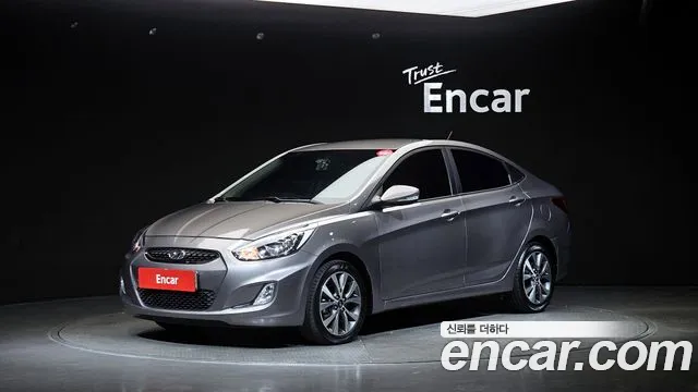 Hyundai Accent 2018 — photo 1