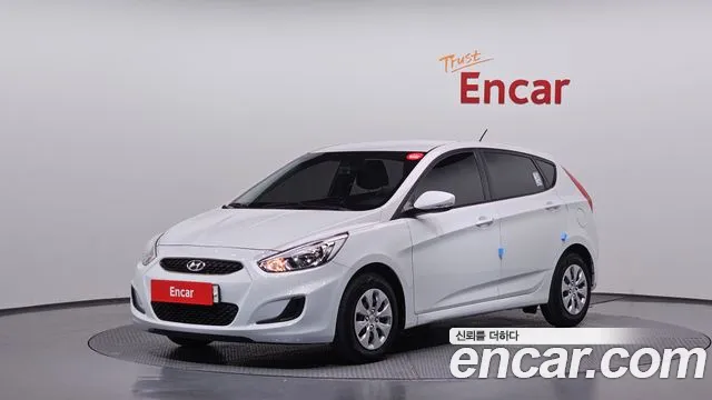 Hyundai Accent 2019 — photo 1