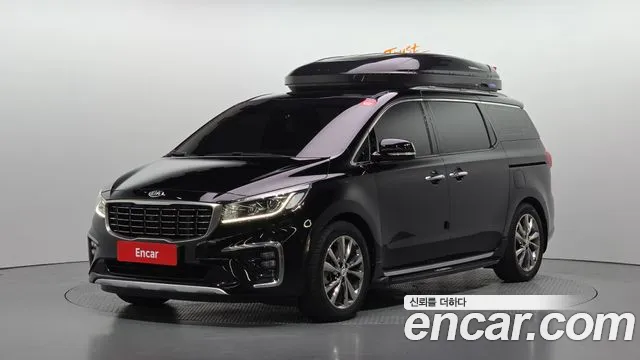 Kia Canival 2019 — photo 1