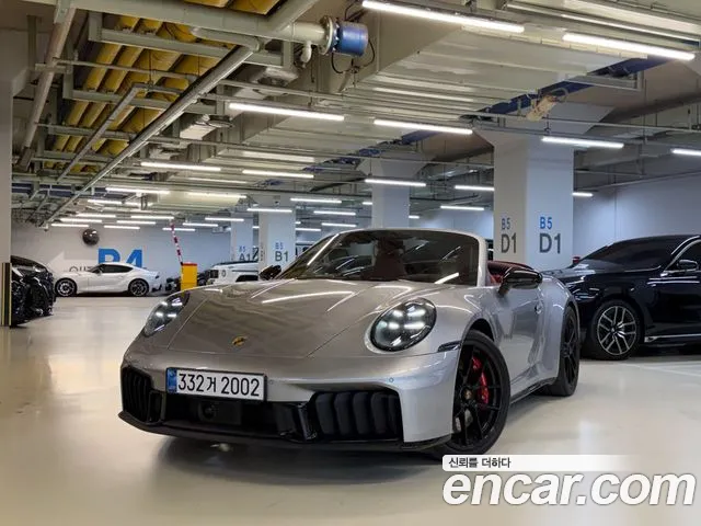 Porsche 911 2026 — photo 1