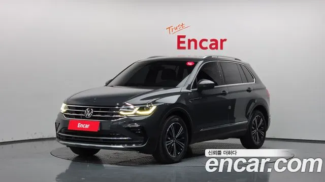 Volkswagen Tiguan 2022 — photo 1