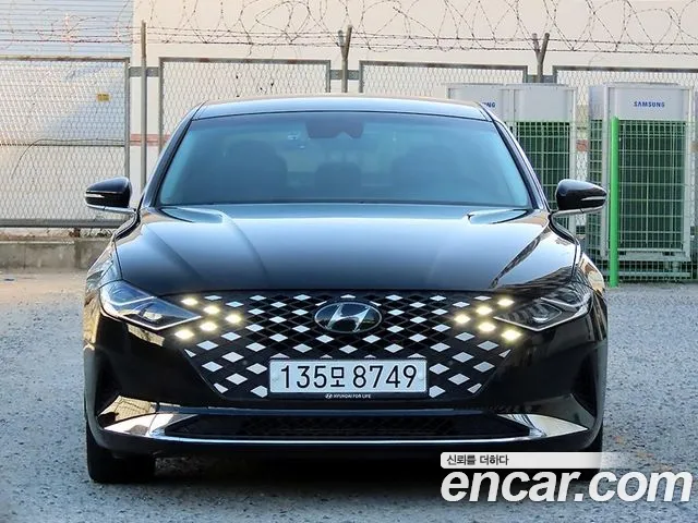 Hyundai Grandeur 2021 — photo 1