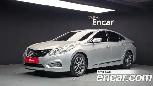 Hyundai Grandeur 2012 — photo 1