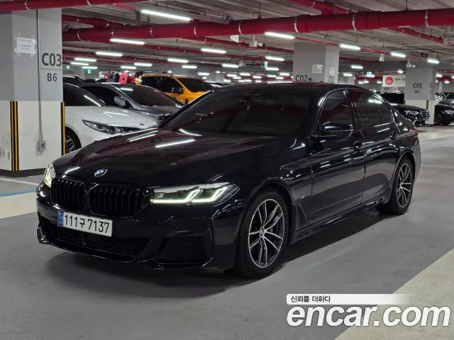 BMW 5-Series 2021 — photo 1