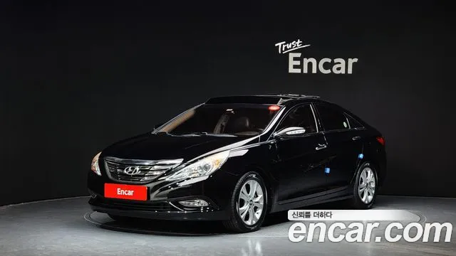 Hyundai Sonata 2010 — photo 1
