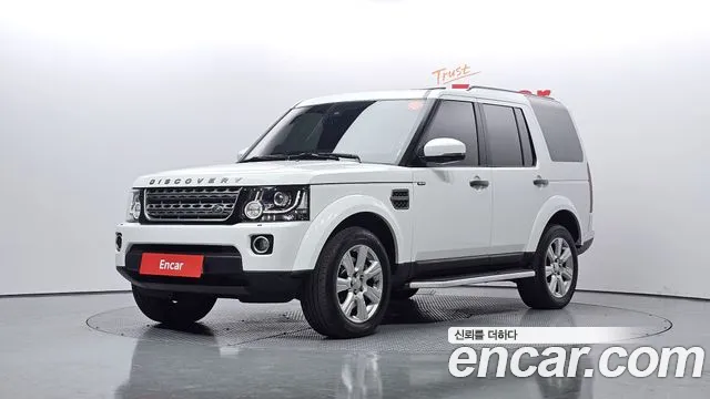 Land Rover Discovery 2016 — photo 1