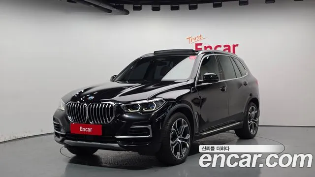 BMW X5 2022 — photo 1