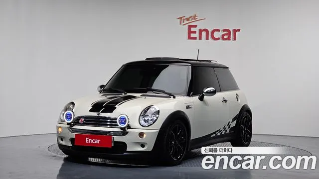 Mini Cooper 2006 — photo 1
