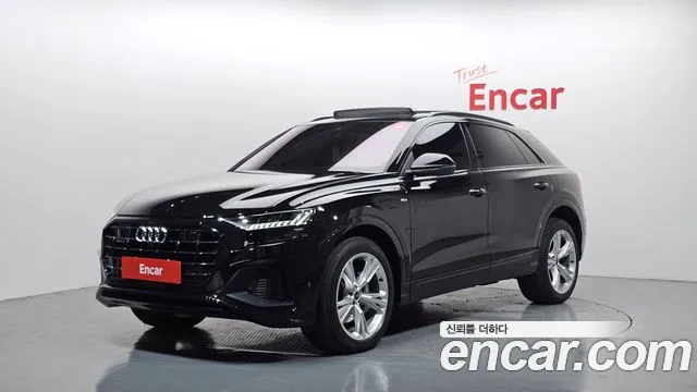Audi Q8 2023 — photo 1