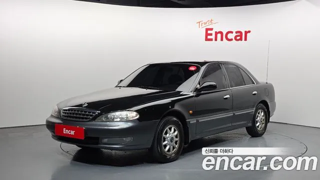 Hyundai Marcia 1997 — photo 1