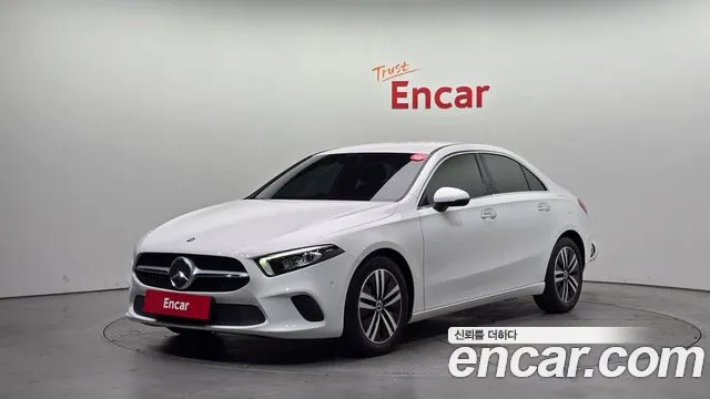 Mercedes-Benz A-Class 2021 — photo 1