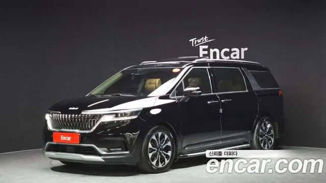 Kia Canival 2021 — photo 1