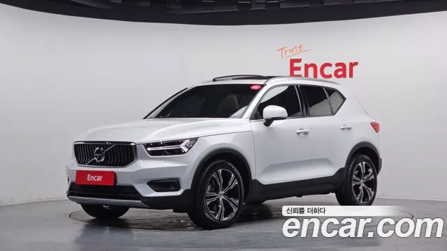 Volvo XC40 2020 — photo 1