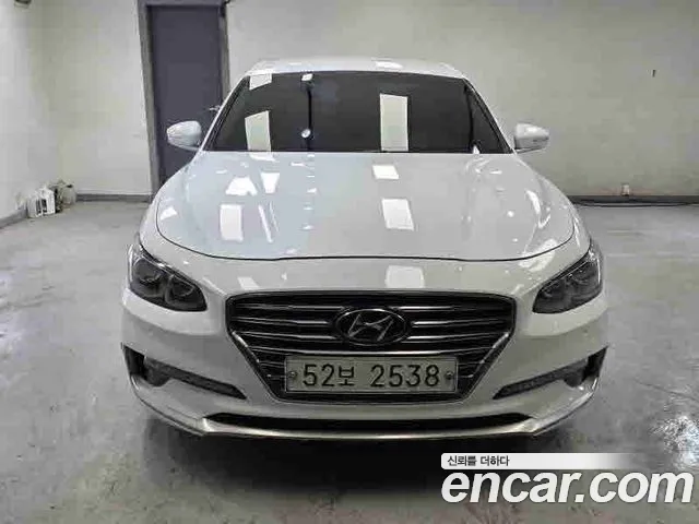 Hyundai Grandeur 2017 — photo 1