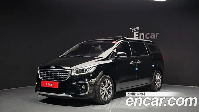 Kia Canival 2019 — photo 1