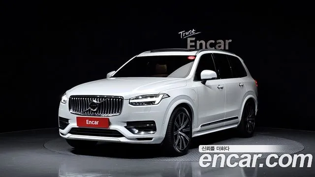 Volvo XC90 2021 — photo 1