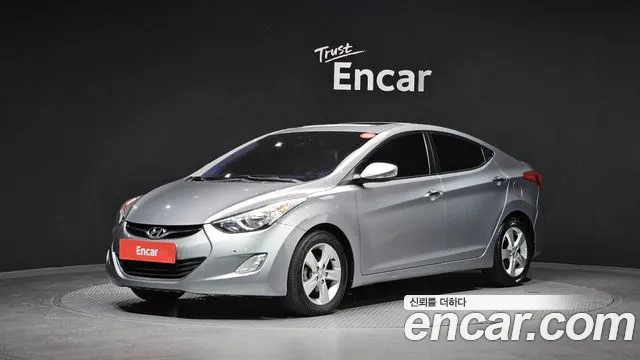 Hyundai AVANTE 2013 — photo 1