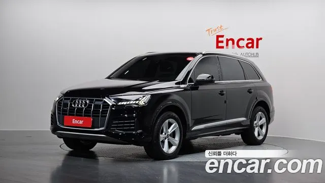 Audi Q7 2022 — photo 1
