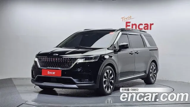 Kia Canival 2021 — photo 1