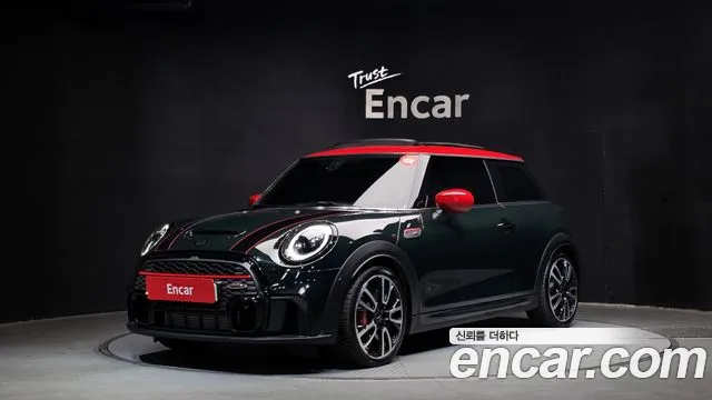Mini Cooper 2022 — photo 1