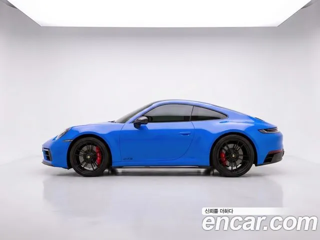 Porsche 911 2022 — photo 1
