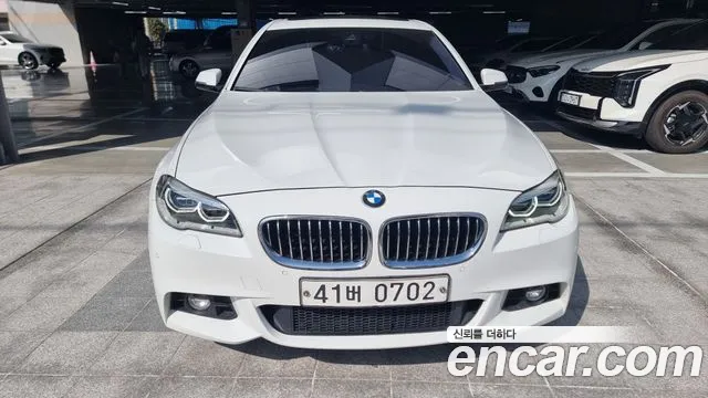 BMW 5-Series 2016 — photo 1