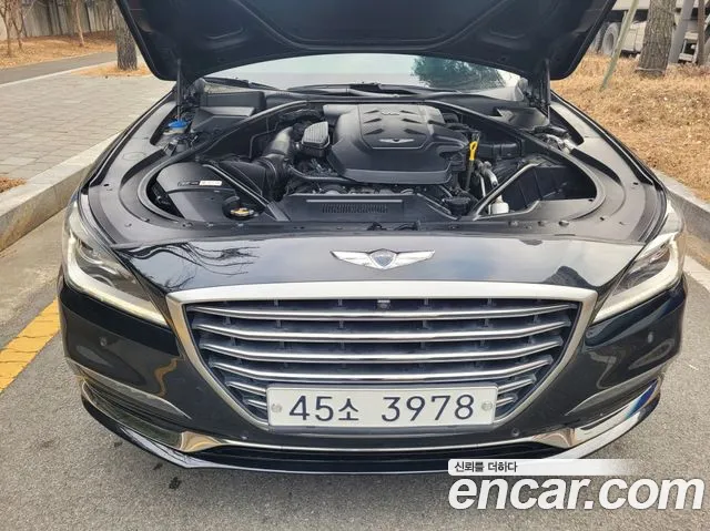 Genesis G80 2017 — photo 1